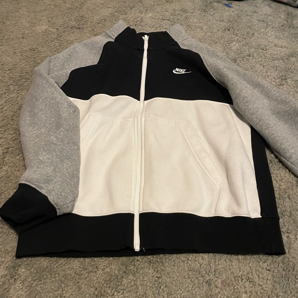 nike tech! worn a couple times, brand new condition